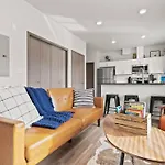 New 2 Bed 2 Bath Near Perry District And Dt